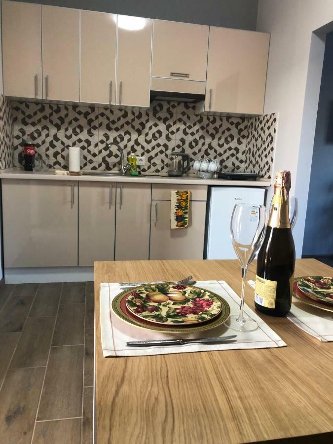 Reef Apartments Odessa Ngoại thất bức ảnh