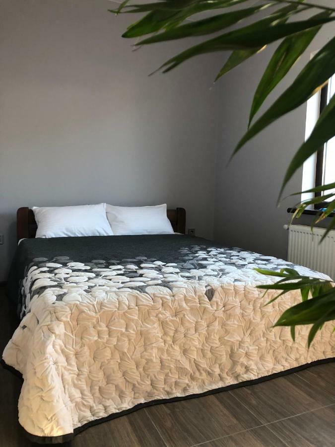 Reef Apartments Odessa Ngoại thất bức ảnh