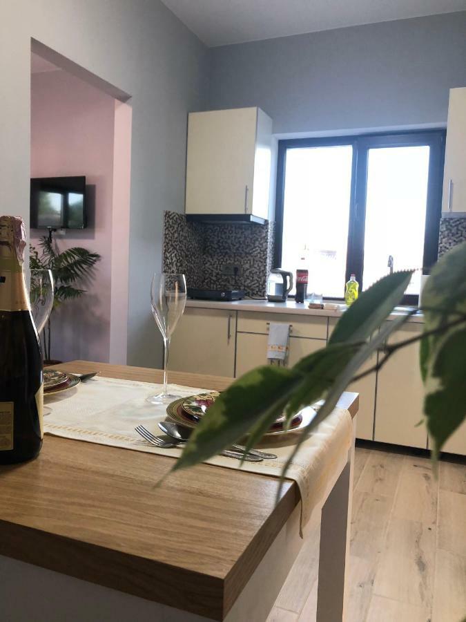 Reef Apartments Odessa Ngoại thất bức ảnh